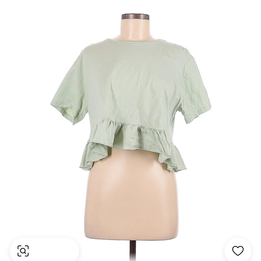 NWOT Wild Fable Ruffle Hem Top